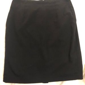Black Banana Republic pencil skirt